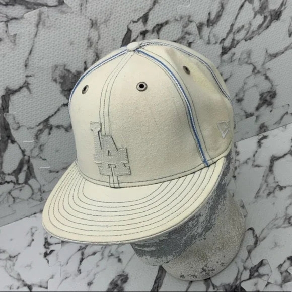 Men's New Era Cap Vintage Off White | Sky Blue 59Fifty Hat NWT - Picture 4 of 6